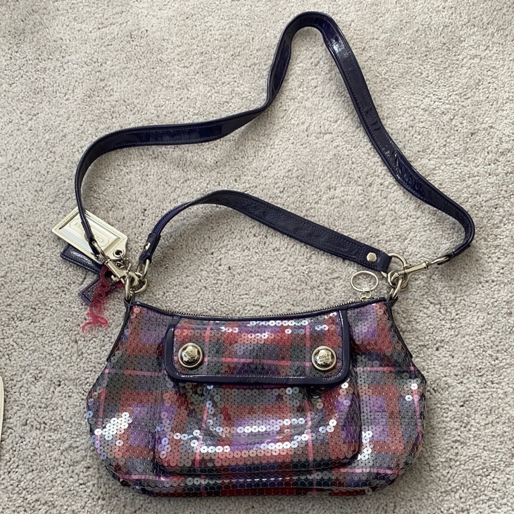 Sequenced purse